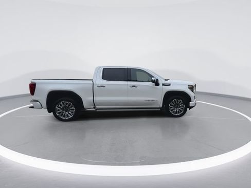 Used 2024 GMC Sierra 1500 Denali Ultimate AWD/4WD image 13