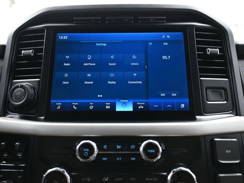 Used 2022 Ford F150 XLT w/ Equipment Group 302A High AWD/4WD image 35