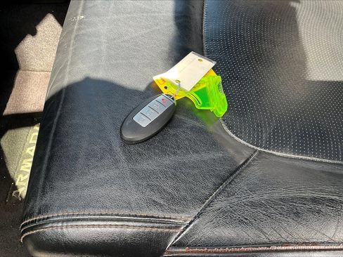 Used 2017 Nissan Armada SL image 11