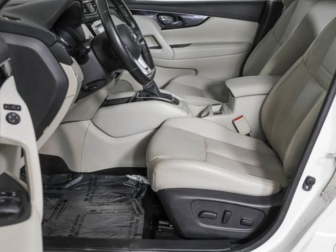 Used 2018 Nissan Rogue Sport SL w/ SL Premium Package AWD/4WD image 26