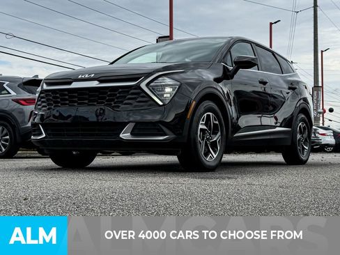 Used 2024 Kia Sportage LX image 2