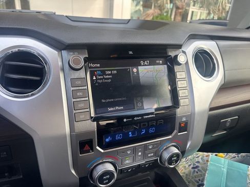 Used 2021 Toyota Tundra Limited w/ Limited Premium Package image 4