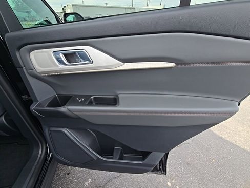 New 2026 Ford Explorer Active image 44