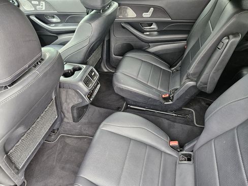 Used 2022 Mercedes-Benz GLS 450 4MATIC image 28