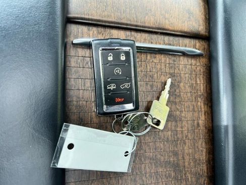 Used 2023 Jeep Grand Wagoneer Series II image 59