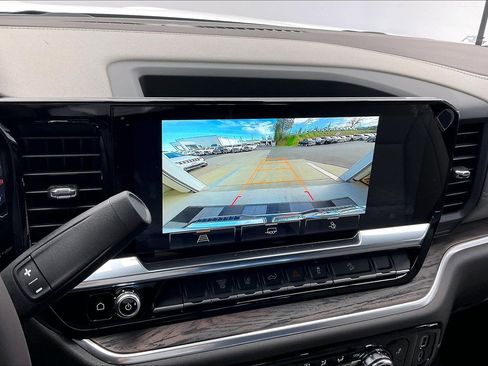 New 2026 GMC Sierra 2500 SLT image 13