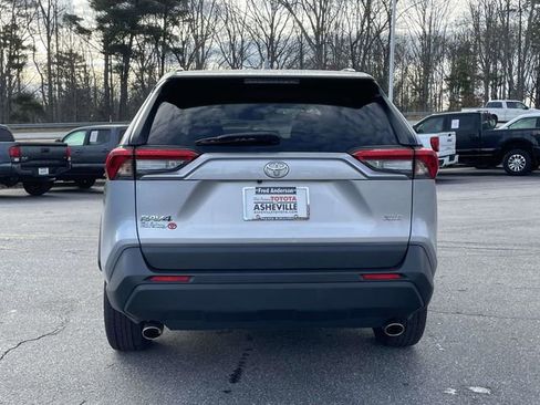 Used 2024 Toyota RAV4 XLE image 4