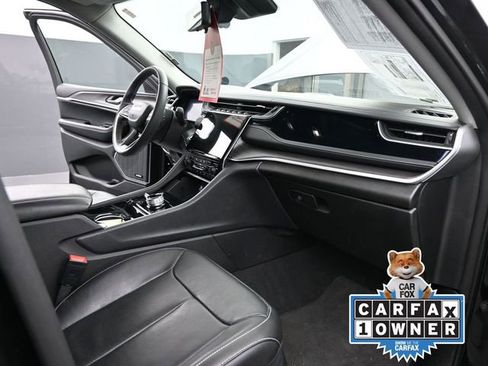 Used 2022 Jeep Grand Cherokee Limited 4xe w/ Luxury Tech Group II image 26