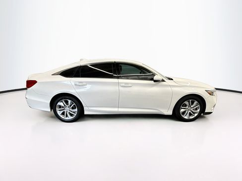 Used 2020 Honda Accord LX image 10