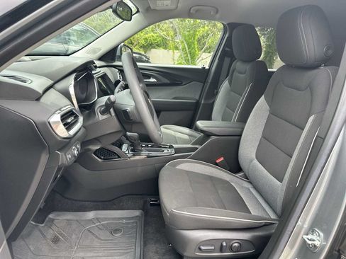 Certified 2023 Chevrolet TrailBlazer LT w/ Convenience Package FWD image 15