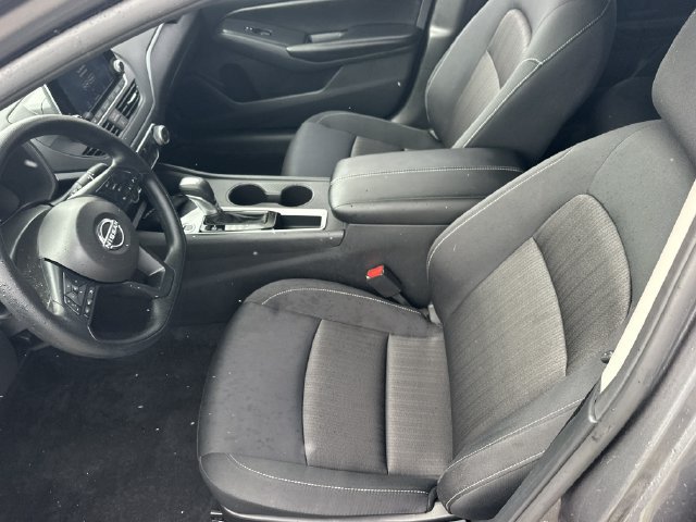 Certified 2025 Nissan Altima 2.5 S FWD image 17