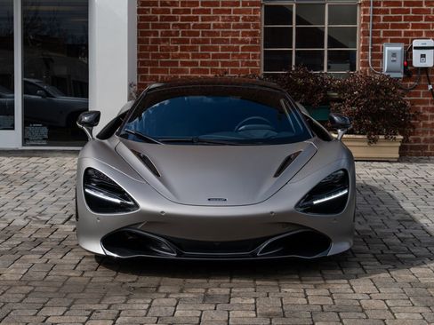Used 2020 McLaren 720S Performance image 2