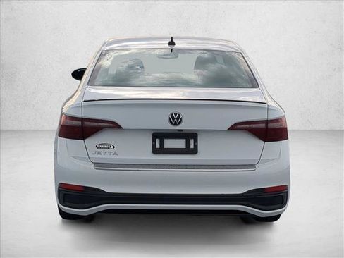 Used 2024 Volkswagen Jetta Sport FWD image 4
