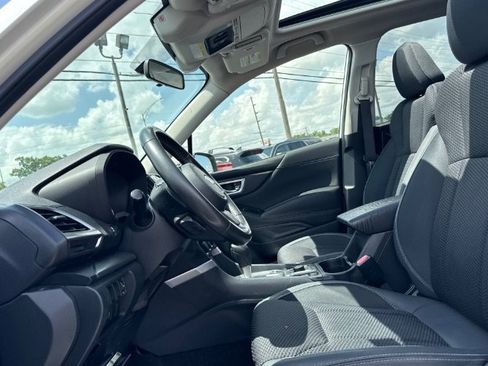 Used 2019 Subaru Forester Premium w/ All-Weather Package AWD/4WD image 21