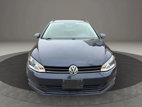 Used 2017 Volkswagen Golf S AWD/4WD image 2
