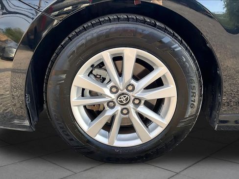 Used 2025 Toyota Camry LE FWD image 11