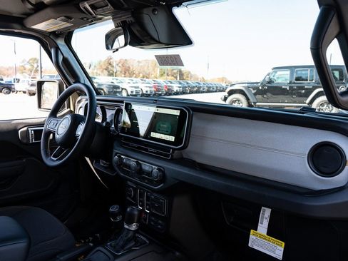 New 2026 Jeep Wrangler Sport AWD/4WD image 18