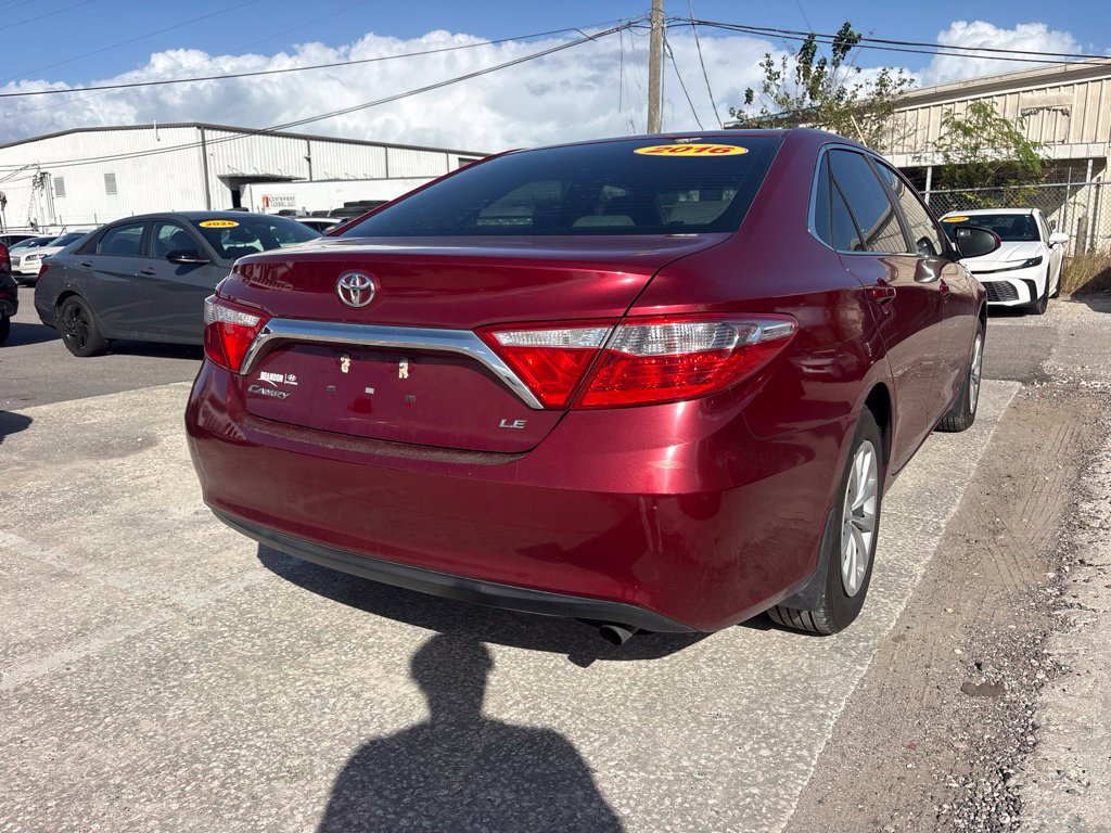 Used 2016 Toyota Camry LE FWD image 3