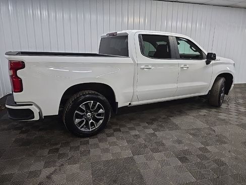Used 2023 Chevrolet Silverado 1500 RST AWD/4WD image 3