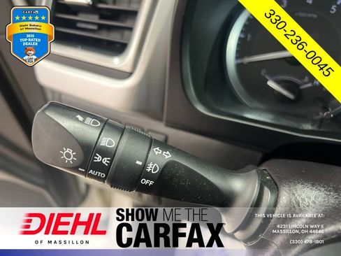 Used 2018 Toyota Highlander XLE AWD/4WD image 24