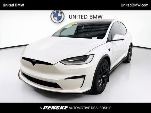 Used 2022 Tesla Model X image 1