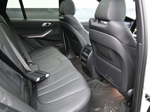 Used 2021 BMW X5 M50i AWD/4WD image 16