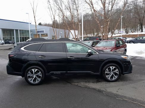 Used 2020 Subaru Outback Touring image 8