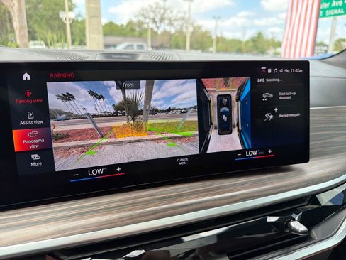 Used 2023 BMW X7 M60i AWD/4WD image 29