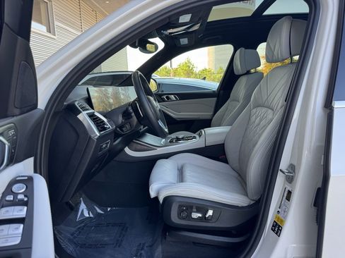 Used 2023 BMW X7 xDrive40i image 23