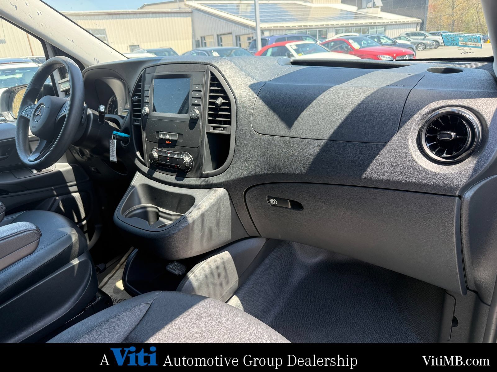 Used 2023 Mercedes-Benz Metris image 25