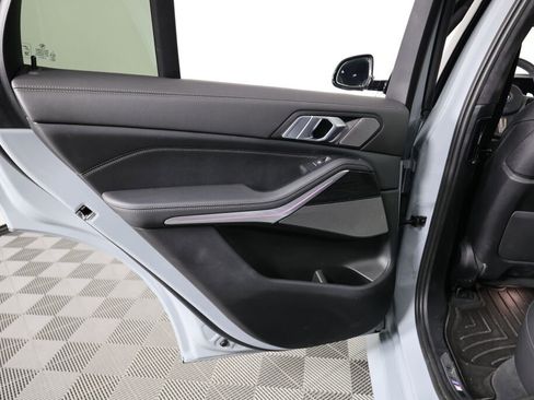 Used 2024 BMW X5 xDrive40i w/ M Sport Package image 17