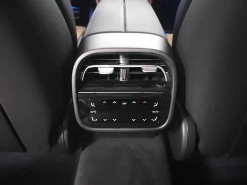 Certified 2026 Mercedes-Benz E 53 AMG e 4MATIC Sedan image 28