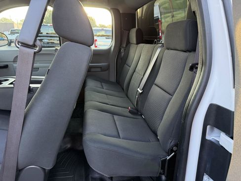 Used 2013 Chevrolet Silverado 1500 W/T RWD image 10