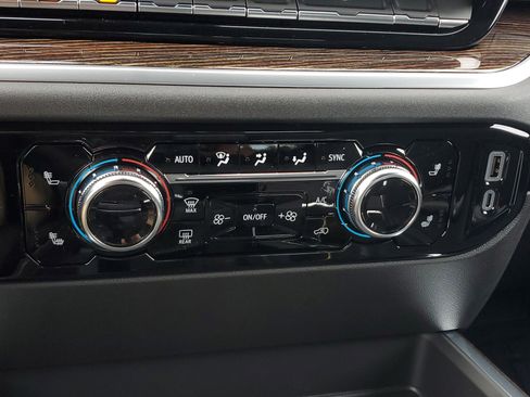 New 2026 GMC Sierra 1500 Elevation w/ Elevation Premium Package image 30