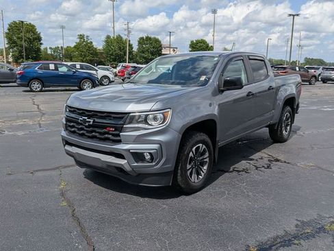 Used 2022 Chevrolet Colorado Z71 AWD/4WD image 7