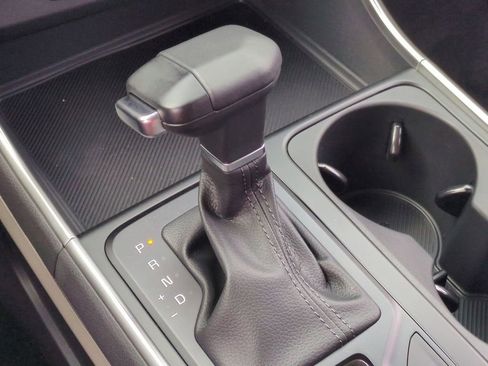 New 2026 Kia Carnival FWD image 16