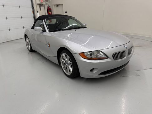 Used 2004 BMW Z4 3.0i RWD image 7