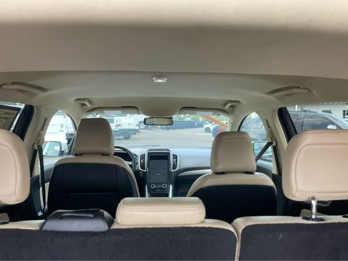 Used 2024 Ford Edge SEL AWD/4WD image 23