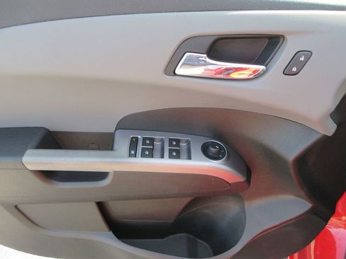 Certified 2017 Chevrolet Sonic Premier image 22