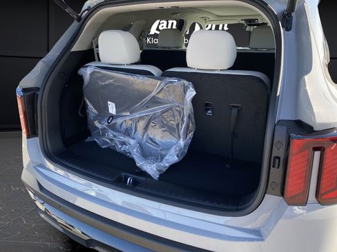 New 2026 Kia Sorento SX AWD/4WD image 16