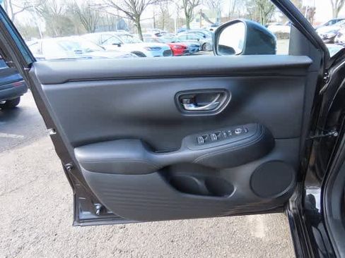 Certified 2023 Honda HR-V EX-L image 15