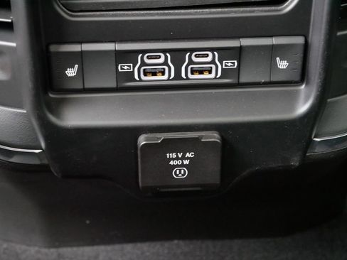 New 2026 RAM 2500 Laramie AWD/4WD image 21