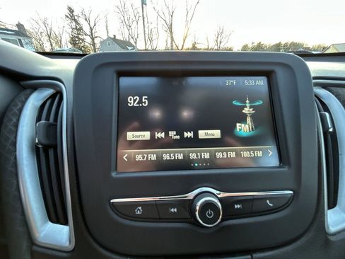 Used 2016 Chevrolet Malibu LS image 16