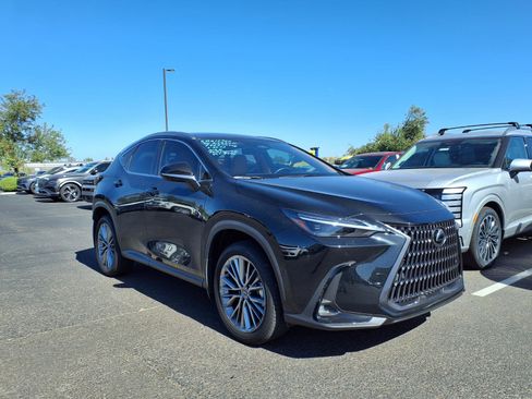Used 2024 Lexus NX 350h AWD w/ Vision Package image 2