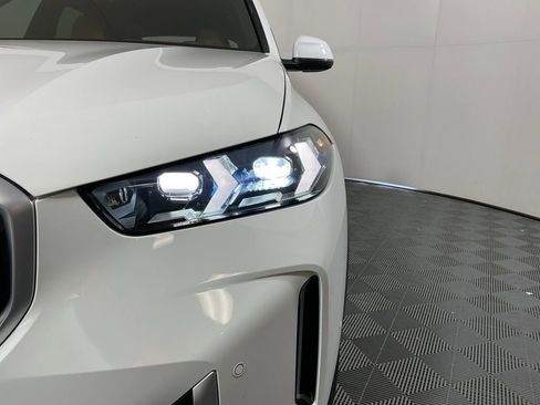 Certified 2024 BMW X5 xDrive40i w/ Premium Package AWD/4WD image 8