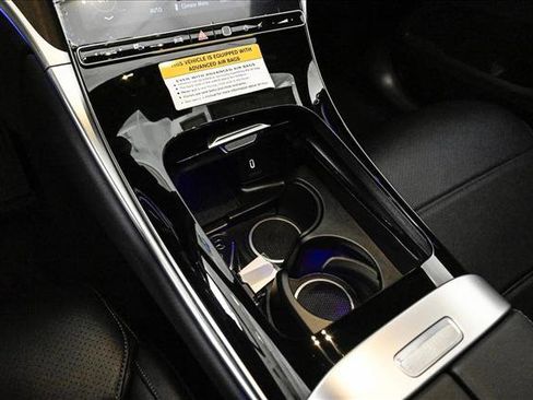 Certified 2026 Mercedes-Benz GLC 300 4MATIC image 13