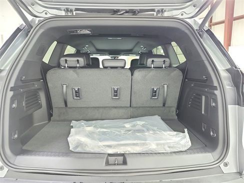 New 2026 GMC Acadia Elevation image 44