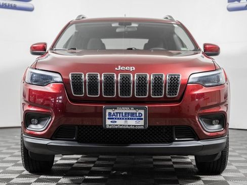 Used 2019 Jeep Cherokee Latitude w/ Popular Appearance Group image 2
