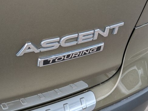 Used 2024 Subaru Ascent Touring AWD/4WD image 6