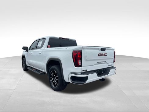 Used 2022 GMC Sierra 1500 Elevation image 12